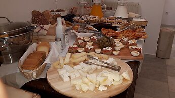 Fragias Boutique Studios & Apartments