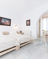 Fragias Boutique Studios & Apartments