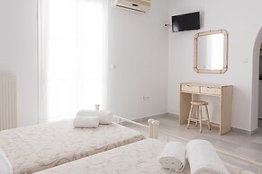 Fragias Boutique Studios & Apartments