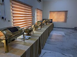 Western Sun International Hotel & Events Centre