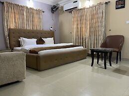 Western Sun International Hotel & Events Centre