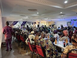 Western Sun International Hotel & Events Centre