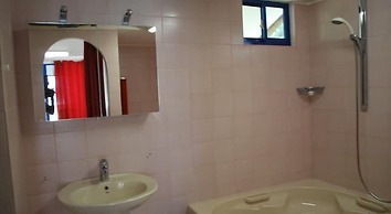 Vista Jaga Bay Resort