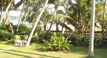 Vista Jaga Bay Resort