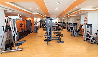 Golden Tulip Doha (Luxury City Hotel)