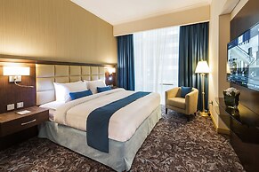 Golden Tulip Doha (Luxury City Hotel)