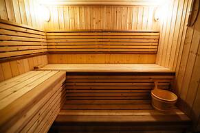 Golden Tulip Doha (Luxury City Hotel)