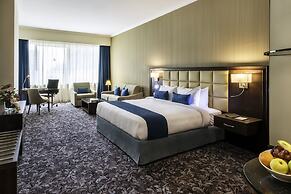 Golden Tulip Doha (Luxury City Hotel)