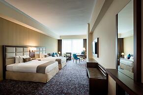 Golden Tulip Doha (Luxury City Hotel)