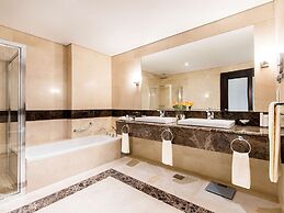 Golden Tulip Doha (Luxury City Hotel)