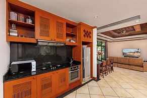 Baan Bua Estate by Tropiclook
