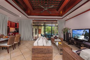 Baan Bua Estate by Tropiclook