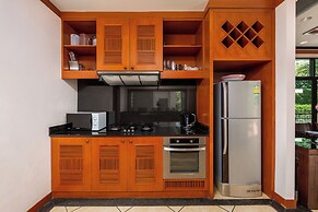 Baan Bua Estate by Tropiclook