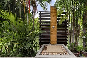 Baan Bua Estate by Tropiclook