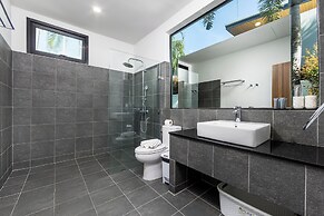 Baan Bua Estate by Tropiclook