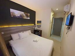 One Point Hotel - RH Plaza