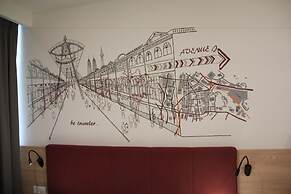 Avenue J Hotel Central Market KL