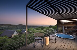 Cradle Boutique Hotel