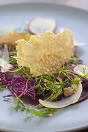 Cradle Boutique Hotel