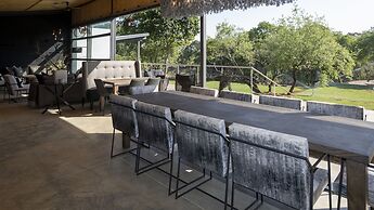 Cradle Boutique Hotel