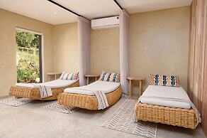 Cradle Boutique Hotel