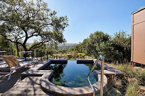 Cradle Boutique Hotel