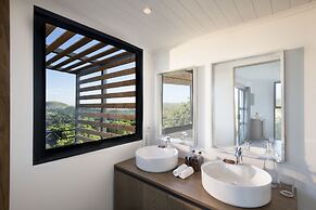 Cradle Boutique Hotel