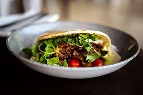 Cradle Boutique Hotel