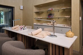 Cradle Boutique Hotel