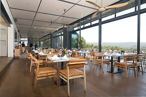 Cradle Boutique Hotel