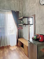 Amy Hostel Hue