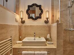 Pest-Buda Design Hotel by Zsidai Hotels