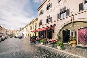 Pest-Buda Design Hotel by Zsidai Hotels