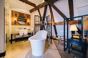 Pest-Buda Design Hotel by Zsidai Hotels