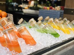 Cheery Dragon Canal Hotel Hangzhou