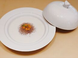 Cheery Dragon Canal Hotel Hangzhou