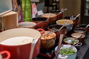 Cheery Dragon Canal Hotel Hangzhou