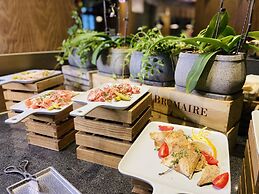 Cheery Dragon Canal Hotel Hangzhou