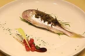 Cheery Dragon Canal Hotel Hangzhou