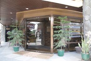 Roxas President's Inn