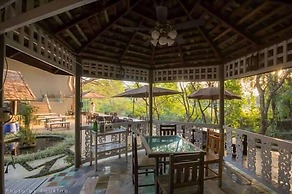 Season Namkorn Resort