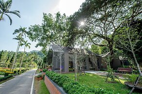 Flora Creek Resort & Garden Chiang Mai