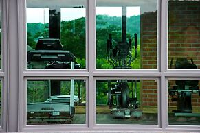 Flora Creek Resort & Garden Chiang Mai