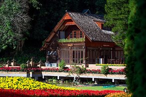 Flora Creek Resort & Garden Chiang Mai