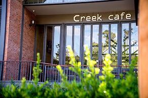 Flora Creek Resort & Garden Chiang Mai