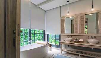 Flora Creek Resort & Garden Chiang Mai