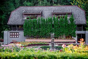 Flora Creek Resort & Garden Chiang Mai