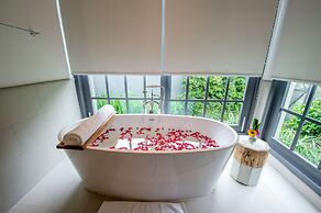 Flora Creek Resort & Garden Chiang Mai