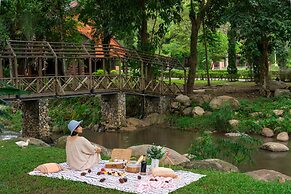 Flora Creek Resort & Garden Chiang Mai