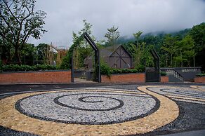 Flora Creek Resort & Garden Chiang Mai